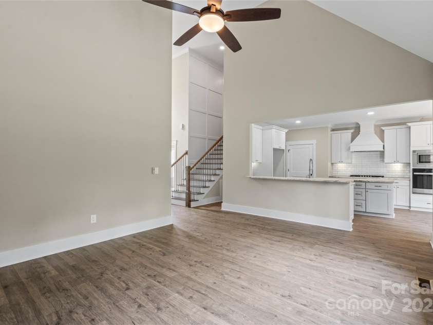 156 Clear Springs Road, Mooresville, NC 28115.  MLS# CAR4251662, YatesRealty ID 11684. Counter bar top seating