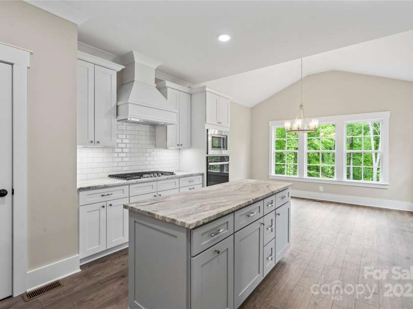 156 Clear Springs Road, Mooresville, NC 28115.  MLS# CAR4251662, YatesRealty ID 11684. Gas range & pantry closet