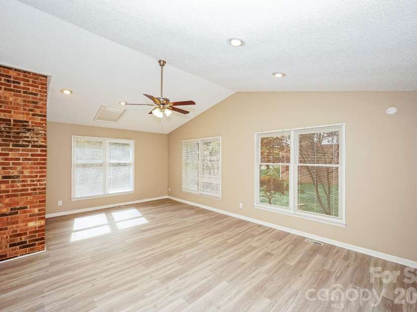 2419 Westminster Drive, Concord, NC 28027.  MLS# CAR4367025, YatesRealty ID 11685. 