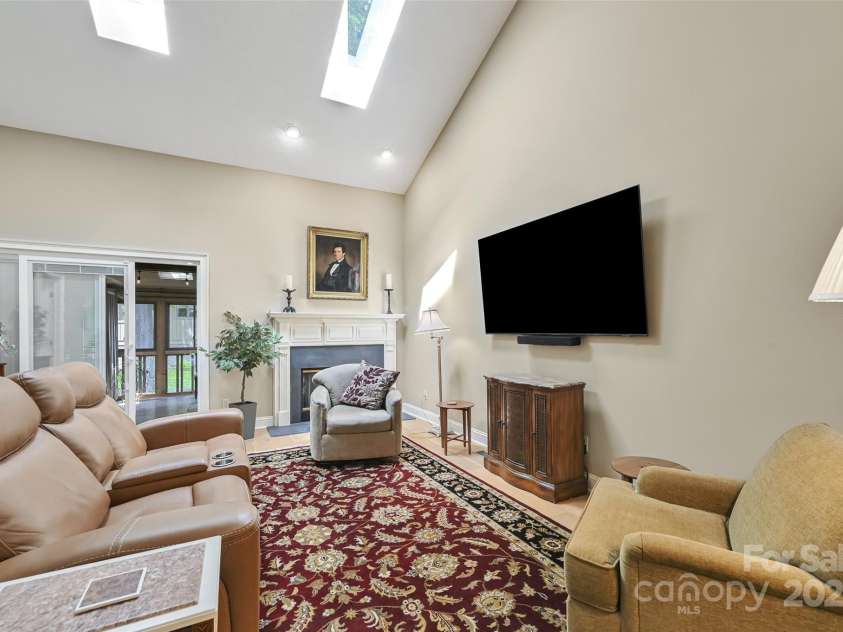 103 Red Oak Drive, Hendersonville, NC 28791.  MLS# CAR4250890, YatesRealty ID 11686. 