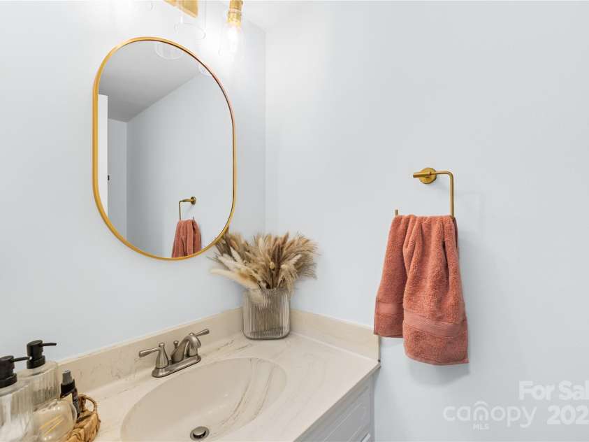 9214 Vicksburg Park Court, Charlotte, NC 28210.  MLS# CAR4252087, YatesRealty ID 11687. 