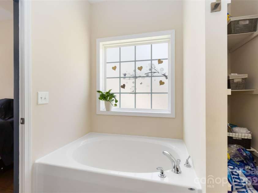 400 Joe Cloninger Road, Bessemer City, NC 28016.  MLS# CAR4254200, YatesRealty ID 11688. 