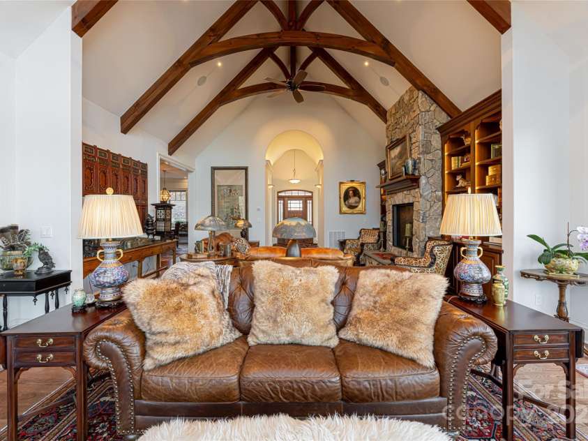 47 Twilight Sedge Drive, Biltmore Lake, NC 28715.  MLS# CAR4211901, YatesRealty ID 1169. 