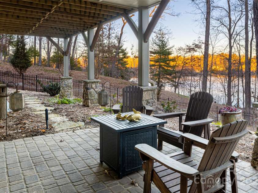 47 Twilight Sedge Drive, Biltmore Lake, NC 28715.  MLS# CAR4211901, YatesRealty ID 1169. 