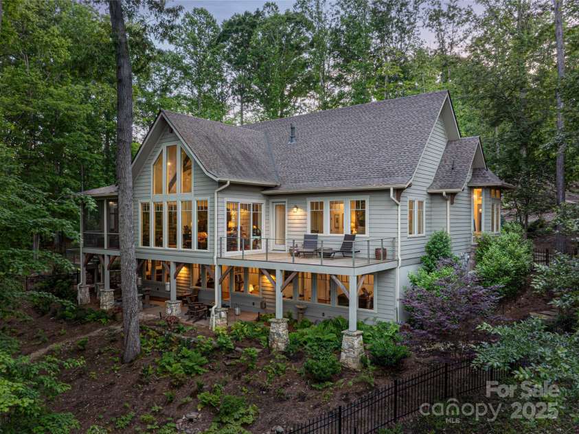 47 Twilight Sedge Drive, Biltmore Lake, NC 28715.  MLS# CAR4211901, YatesRealty ID 1169. 