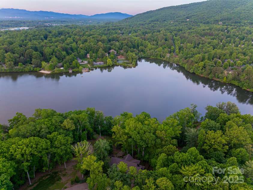 47 Twilight Sedge Drive, Biltmore Lake, NC 28715.  MLS# CAR4211901, YatesRealty ID 1169. 