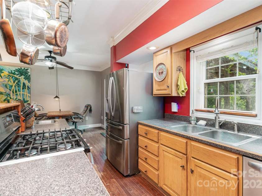 1687 Windy Hill Lane, Great Falls, SC 29055.  MLS# CAR4254857, YatesRealty ID 11690. 