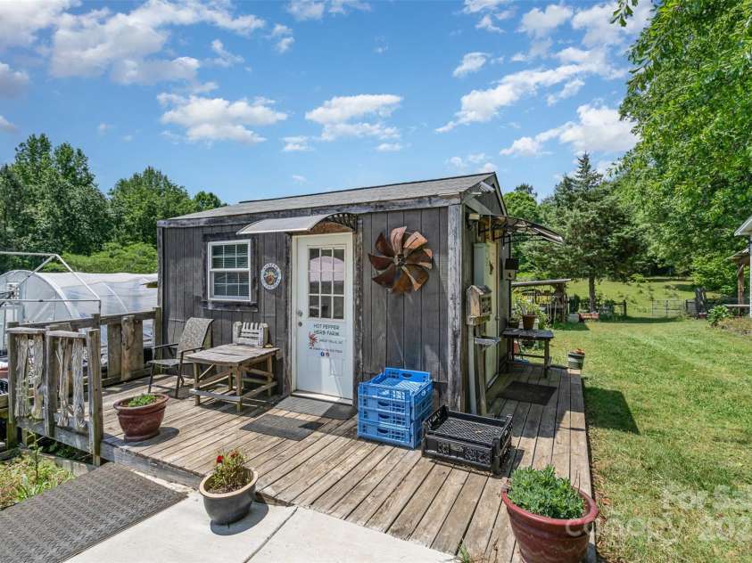 1687 Windy Hill Lane, Great Falls, SC 29055.  MLS# CAR4254857, YatesRealty ID 11690. 