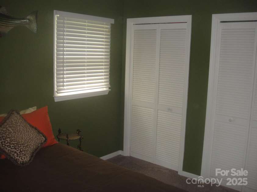 146 Barclay Lane, Mooresville, NC 28115.  MLS# CAR4252601, YatesRealty ID 11693. 