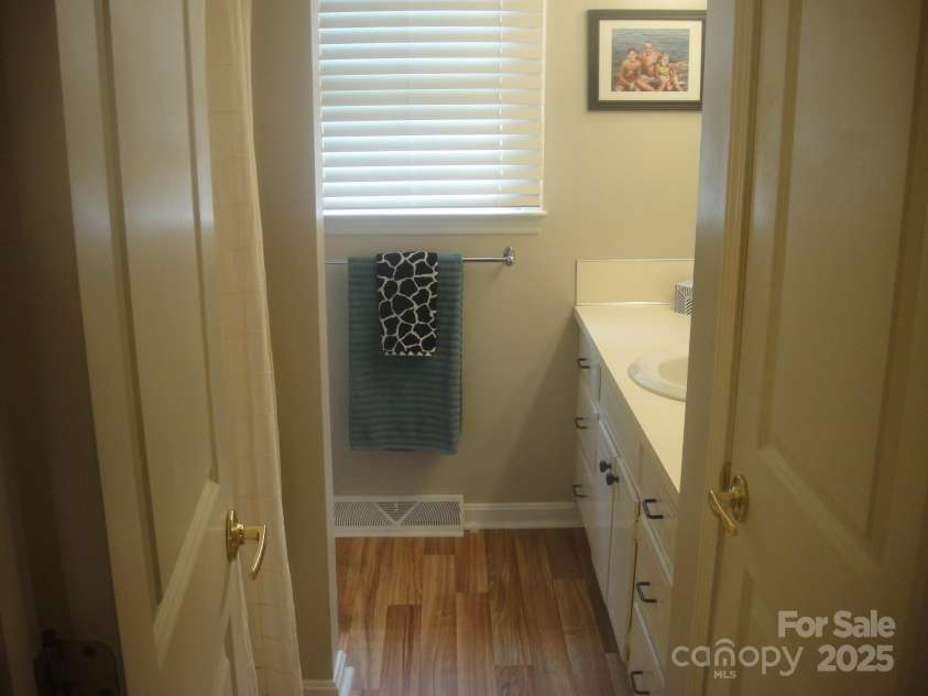 146 Barclay Lane, Mooresville, NC 28115.  MLS# CAR4252601, YatesRealty ID 11693. 