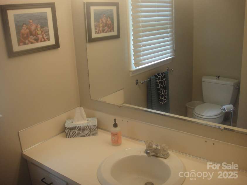 146 Barclay Lane, Mooresville, NC 28115.  MLS# CAR4252601, YatesRealty ID 11693. 