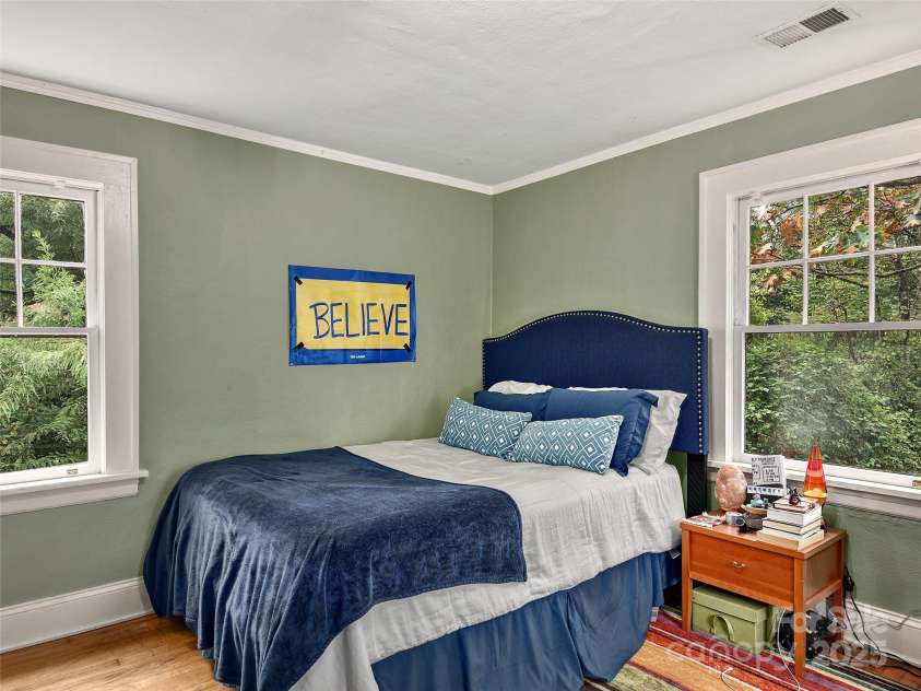 25 Normandy Road, Asheville, NC 28803.  MLS# CAR4180317, YatesRealty ID 11697. Third bedroom has no closet