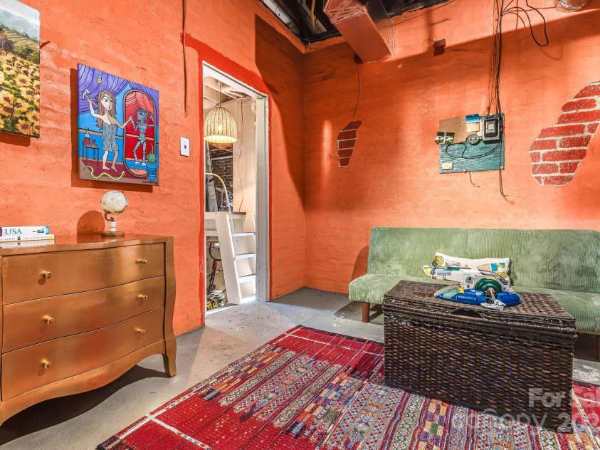 25 Normandy Road, Asheville, NC 28803.  MLS# CAR4313444, YatesRealty ID 11697. 