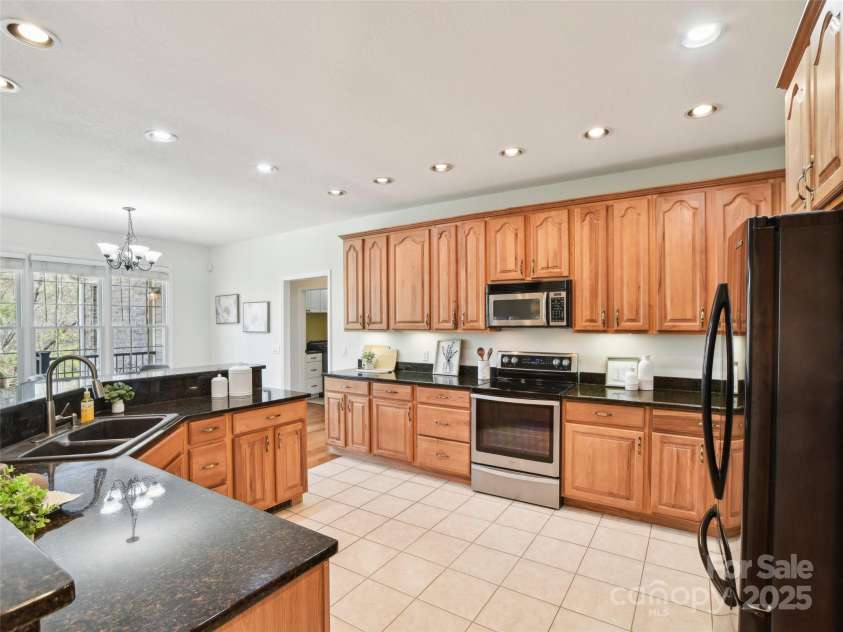 199 Judson Ridge Road, Arden, NC 28704.  MLS# CAR4205544, YatesRealty ID 11698. 