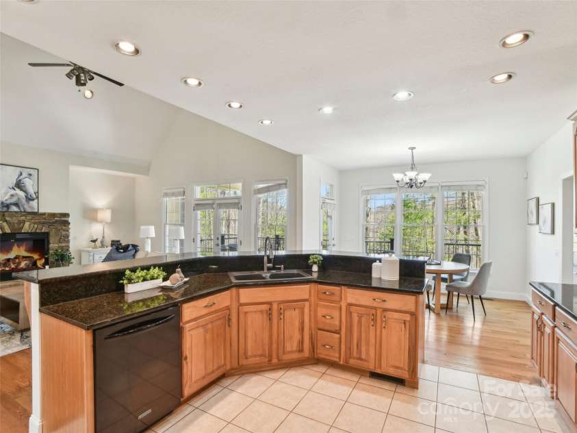 199 Judson Ridge Road, Arden, NC 28704.  MLS# CAR4205544, YatesRealty ID 11698. 