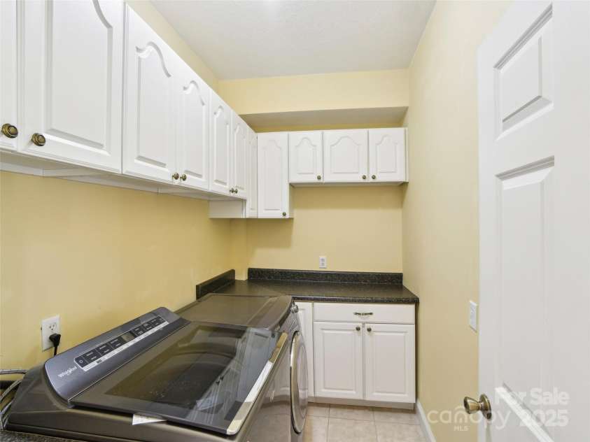 199 Judson Ridge Road, Arden, NC 28704.  MLS# CAR4205544, YatesRealty ID 11698. 