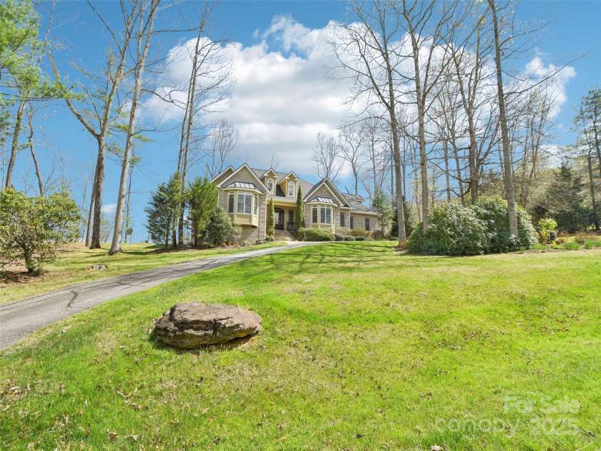 199 Judson Ridge Road, Arden, NC 28704.  MLS# CAR4205544, YatesRealty ID 11698. 