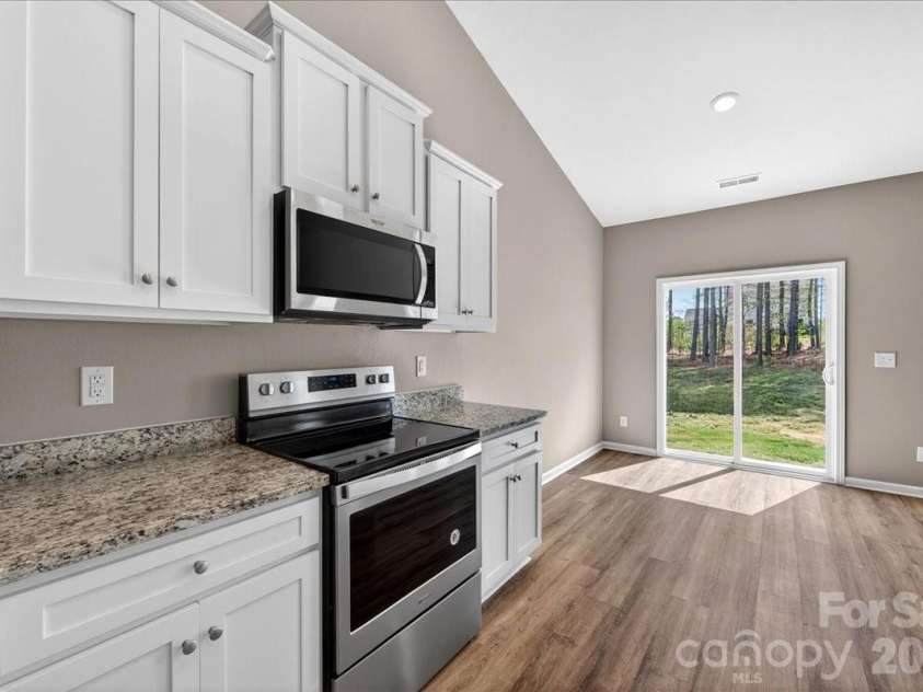 4322 One Mile Way, Charlotte, NC 28215.  MLS# CAR4367443, YatesRealty ID 11698. 