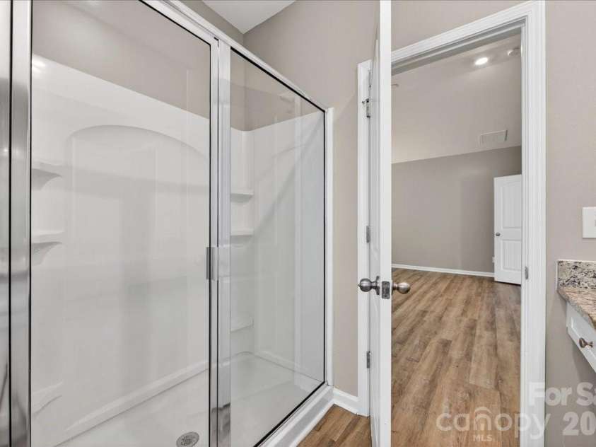 4322 One Mile Way, Charlotte, NC 28215.  MLS# CAR4367443, YatesRealty ID 11698. 