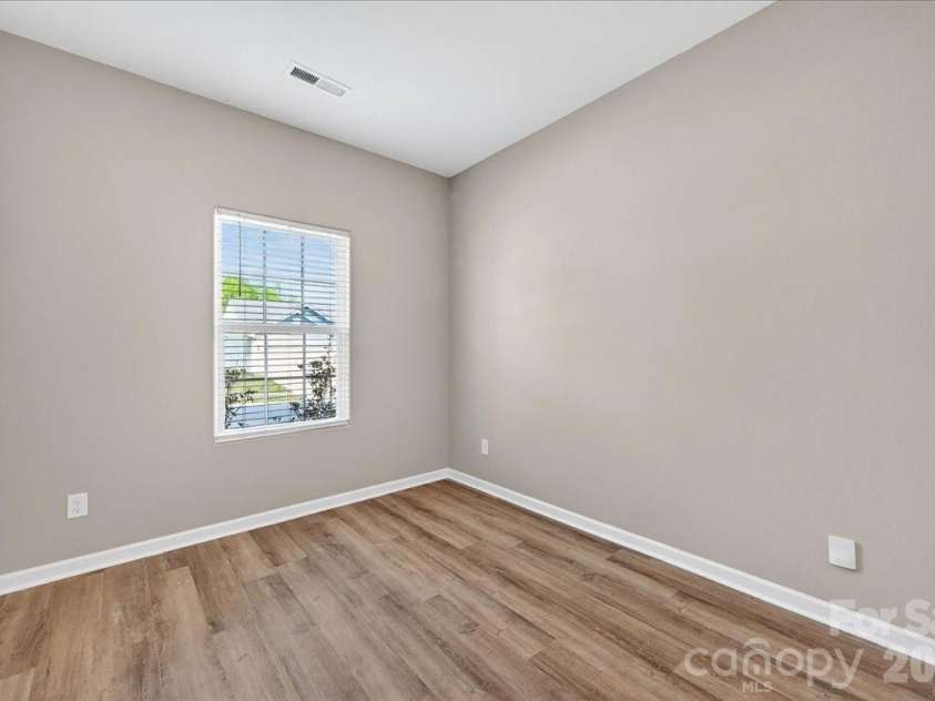 4322 One Mile Way, Charlotte, NC 28215.  MLS# CAR4367443, YatesRealty ID 11698. 