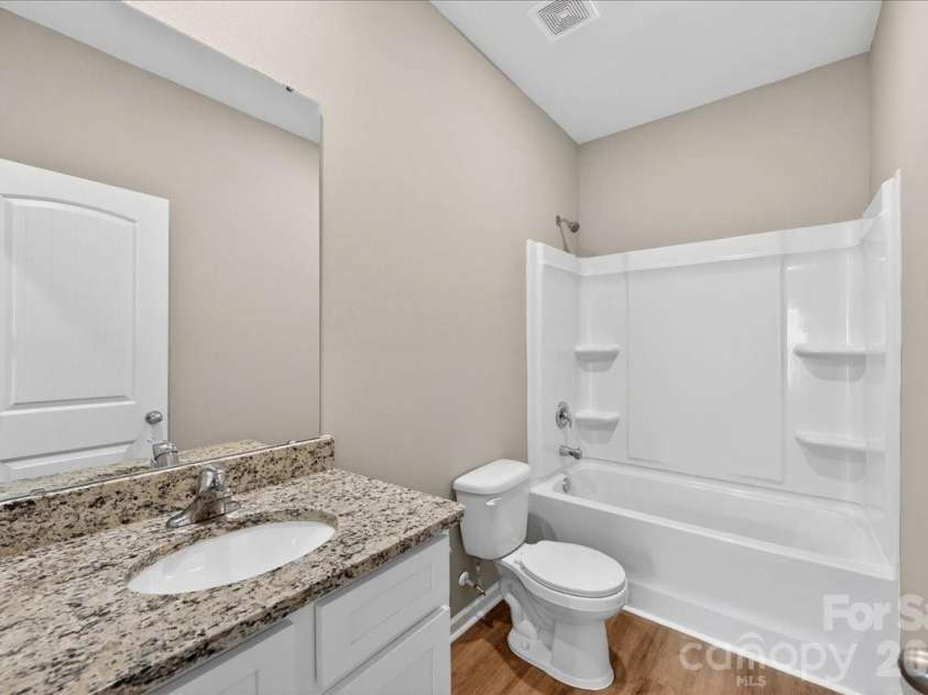 4322 One Mile Way, Charlotte, NC 28215.  MLS# CAR4367443, YatesRealty ID 11698. 