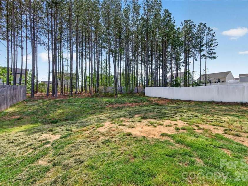 4322 One Mile Way, Charlotte, NC 28215.  MLS# CAR4367443, YatesRealty ID 11698. 