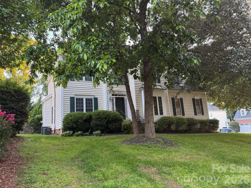 16905 Laureate Road, Huntersville, NC 28078.  MLS# CAR4368016, YatesRealty ID 11699. 