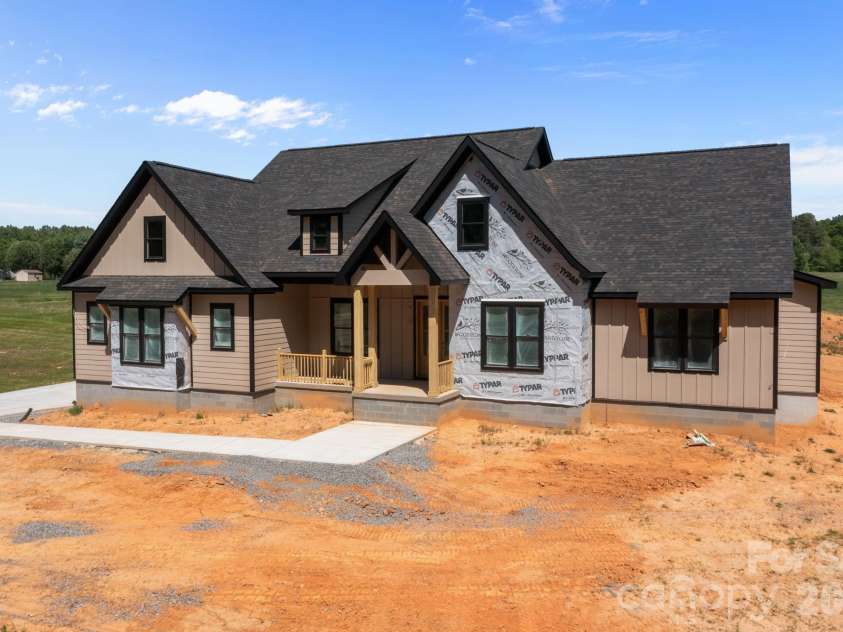 363 New Salem Road, Statesville, NC 28625.  MLS# CAR4337343, YatesRealty ID 1170. 