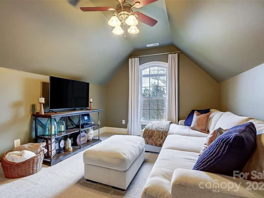 252 Bay Shore Loop, Mooresville, NC 28117.  MLS# CAR4218502, YatesRealty ID 11700. Bedroom 4/Bonus Room