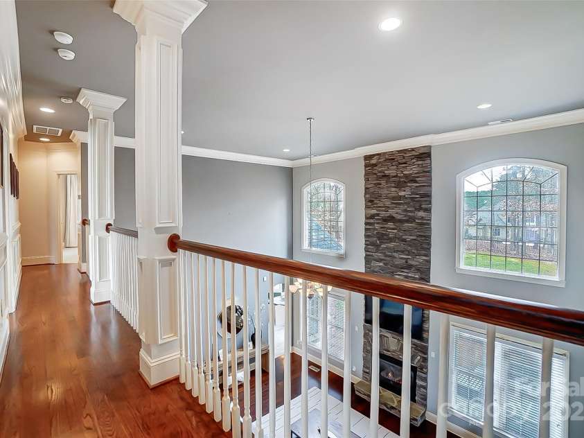 252 Bay Shore Loop, Mooresville, NC 28117.  MLS# CAR4218502, YatesRealty ID 11700. Catwalk