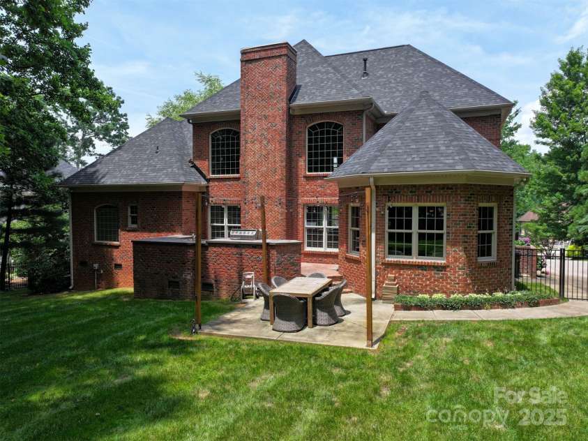 252 Bay Shore Loop, Mooresville, NC 28117.  MLS# CAR4218502, YatesRealty ID 11700. Patio
