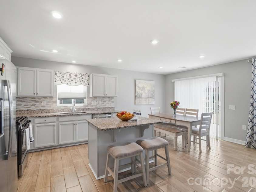 4281 Stream Dale Circle, Concord, NC 28027.  MLS# CAR4365978, YatesRealty ID 11700. 
