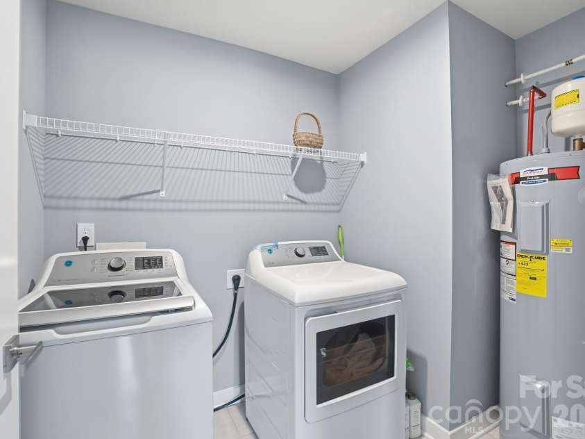 4281 Stream Dale Circle, Concord, NC 28027.  MLS# CAR4365978, YatesRealty ID 11700. 