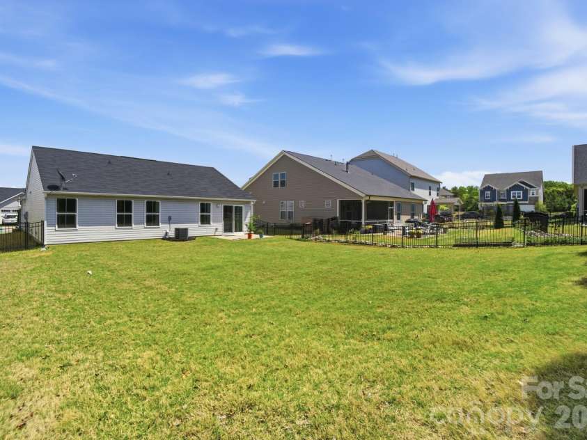 4281 Stream Dale Circle, Concord, NC 28027.  MLS# CAR4365978, YatesRealty ID 11700. 