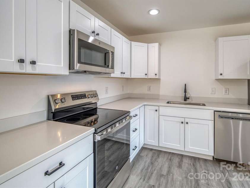 1265/1267 Margaret Street, Valdese, NC 28690.  MLS# CAR4237910, YatesRealty ID 11701. 