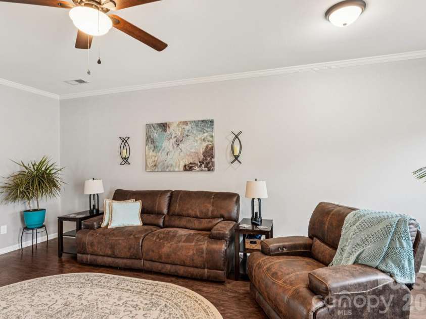 209 Halton Crossing Drive, Concord, NC 28027.  MLS# CAR4339937, YatesRealty ID 11702. 