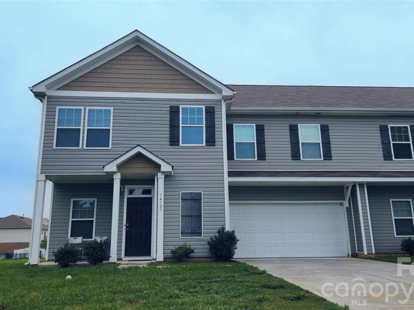 14727 Choate Circle, Charlotte, NC 28273.  MLS# CAR4287456, YatesRealty ID 11703. 14727 Choate, with garage #1