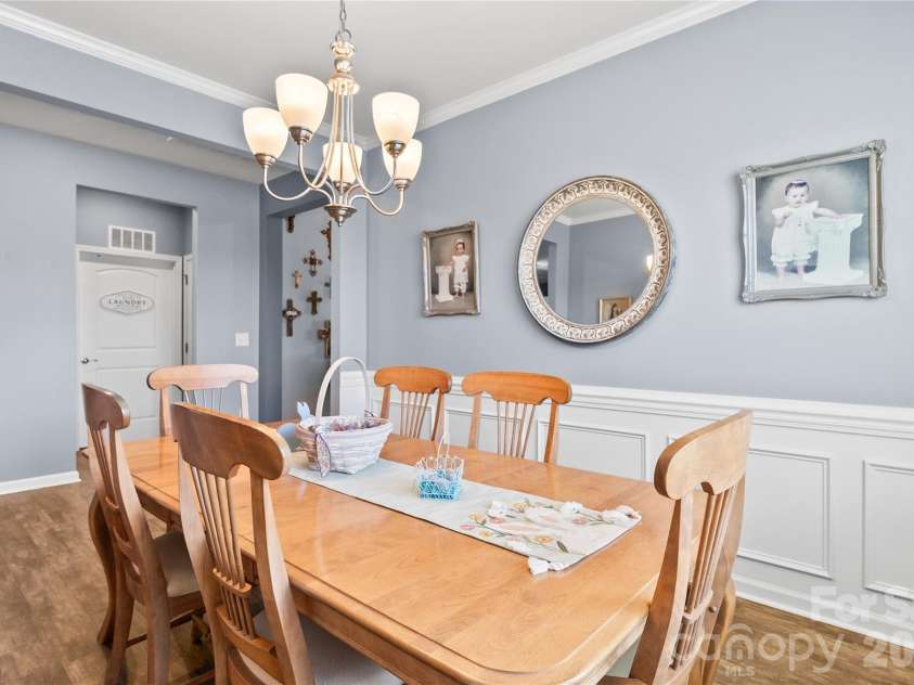 2003 Harvest Time Lane, Waxhaw, NC 28173.  MLS# CAR4361506, YatesRealty ID 11704. Dining room