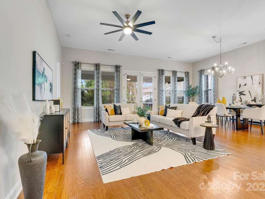 8210 Festival Way, Charlotte, NC 28215.  MLS# CAR4324351, YatesRealty ID 11707. 