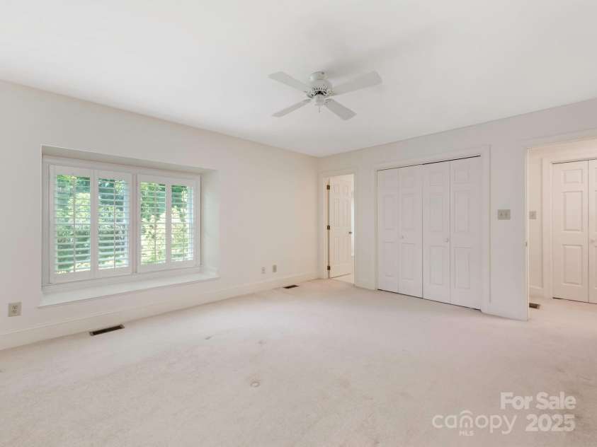 232 Perrin Place, Charlotte, NC 28207.  MLS# CAR4252368, YatesRealty ID 11708. Bedroom 3