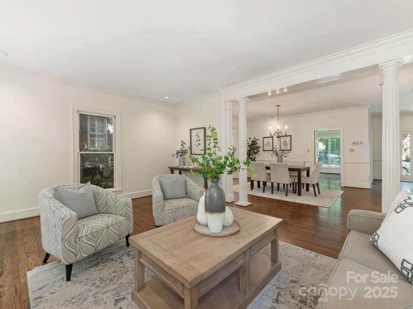 232 Perrin Place, Charlotte, NC 28207.  MLS# CAR4252368, YatesRealty ID 11708. Great Room