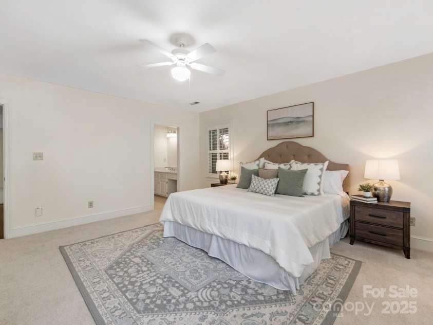 232 Perrin Place, Charlotte, NC 28207.  MLS# CAR4252368, YatesRealty ID 11708. Primary Bedroom