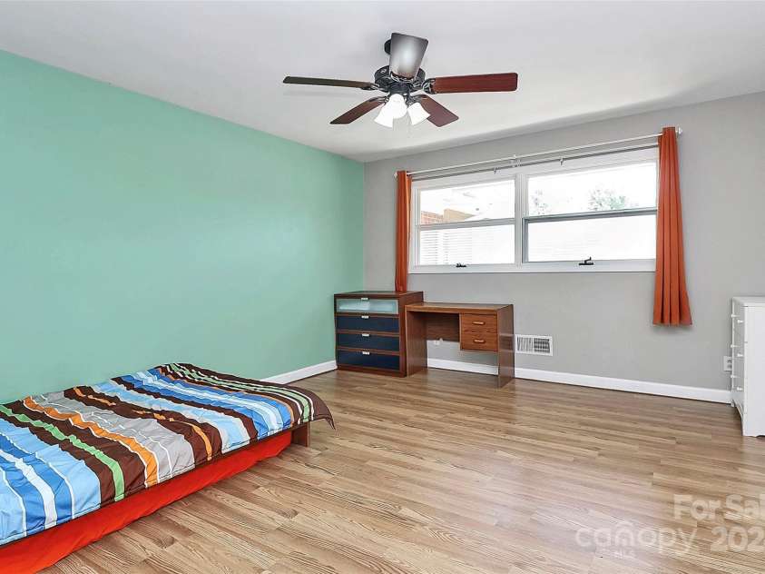 12708 Hamilton Road, Charlotte, NC 28273.  MLS# CAR4188404, YatesRealty ID 1171. Guest Bedroom 2