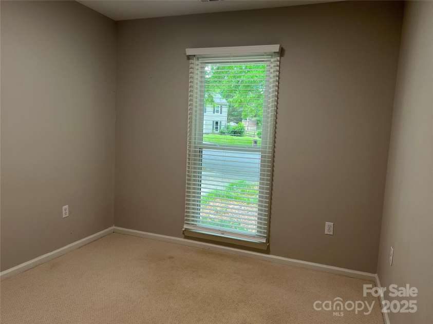 9207 Branson Court, Charlotte, NC 28210.  MLS# CAR4254851, YatesRealty ID 11711. 