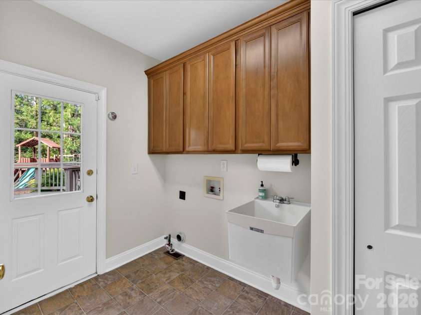 11958 Chevis Court, Charlotte, NC 28277.  MLS# CAR4367126, YatesRealty ID 11712. 