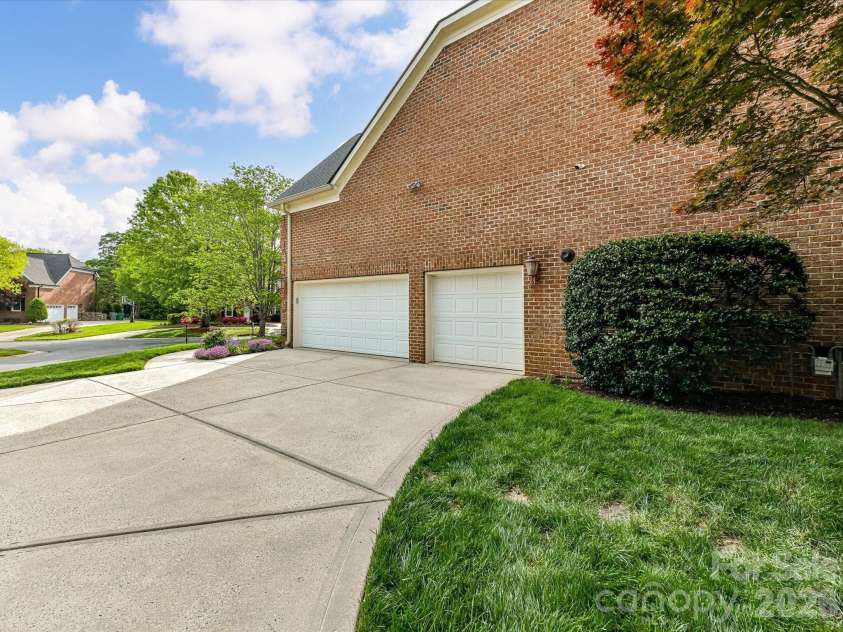11958 Chevis Court, Charlotte, NC 28277.  MLS# CAR4367126, YatesRealty ID 11712. 