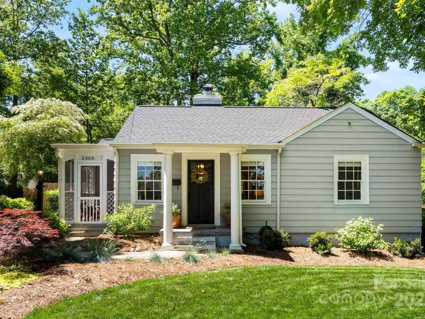2008 Highland Street, Charlotte, NC 28208.  MLS# CAR4252481, YatesRealty ID 11713. 