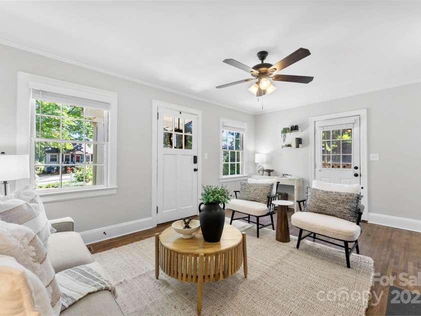 2008 Highland Street, Charlotte, NC 28208.  MLS# CAR4252481, YatesRealty ID 11713. 