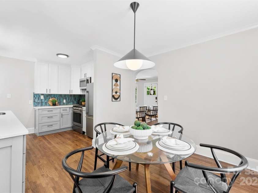 2008 Highland Street, Charlotte, NC 28208.  MLS# CAR4252481, YatesRealty ID 11713. 
