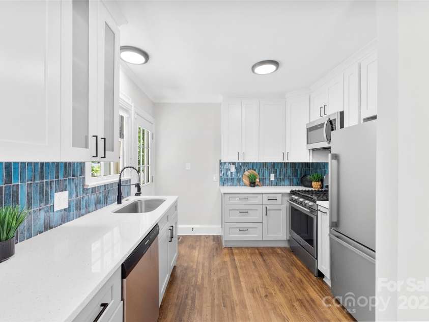 2008 Highland Street, Charlotte, NC 28208.  MLS# CAR4252481, YatesRealty ID 11713. 